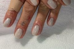 corfu-hair-salon-manicure-122